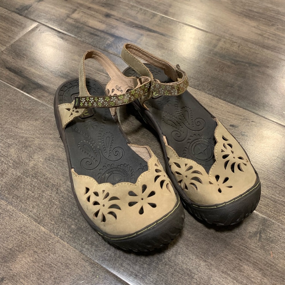Jambu Sandals